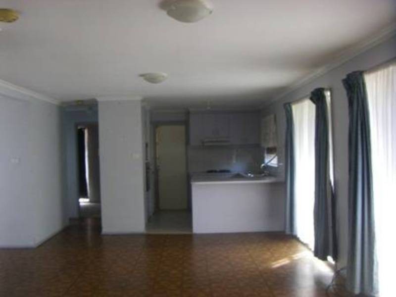 27 Fuschia Place, Meadow Heights VIC 3048