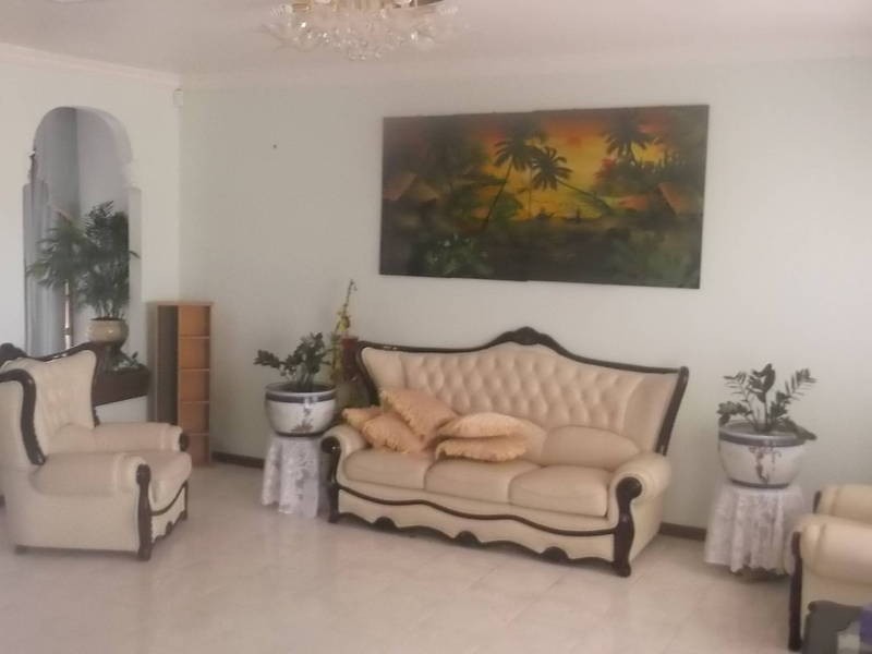 5a Ashleigh Crescent, Meadow Heights VIC 3048