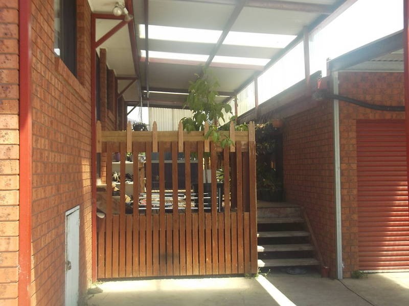 5a Ashleigh Crescent, Meadow Heights VIC 3048