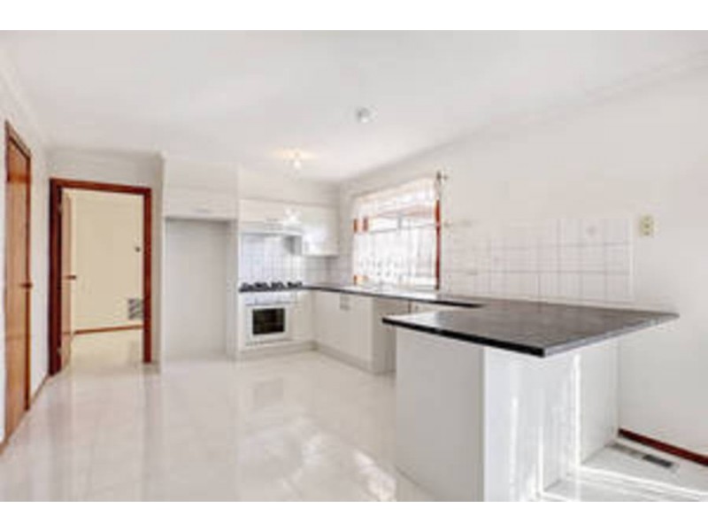 20 CASSINIA CRESCENT, Meadow Heights VIC 3048