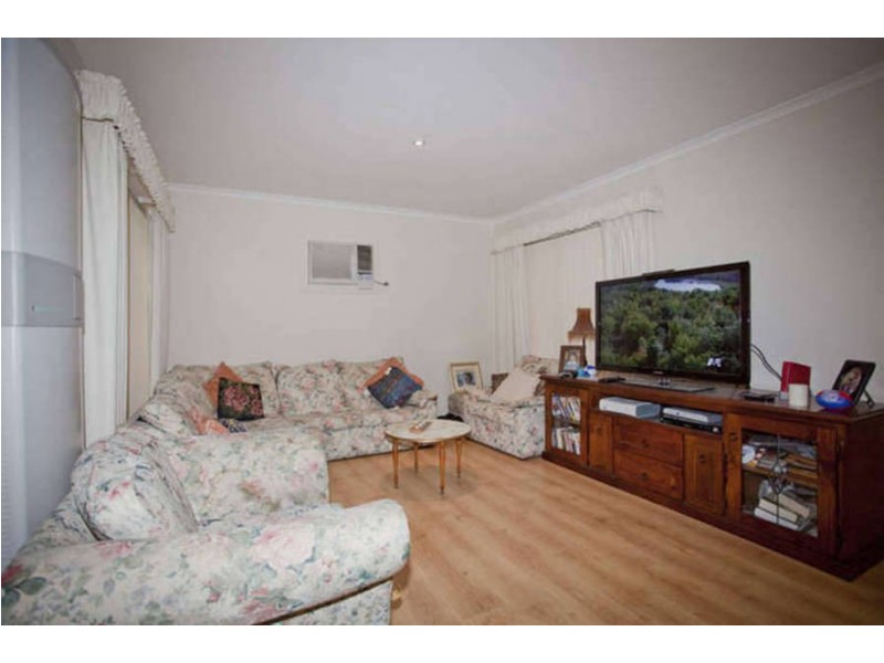 18  MELWOOD COURT, Meadow Heights VIC 3048