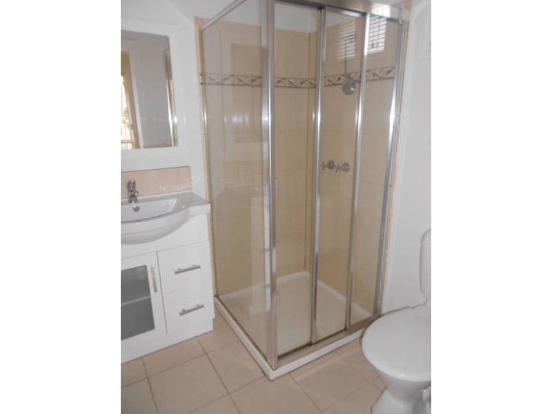 18/4 Melaluca Drive, Meadow Heights VIC 3048