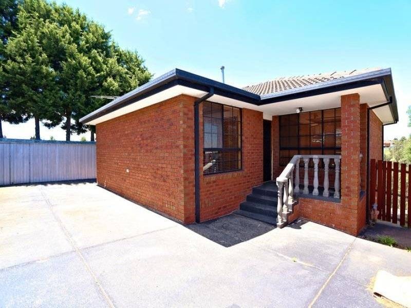 2/23 Cassinia Crescent, Meadow Heights VIC 3048