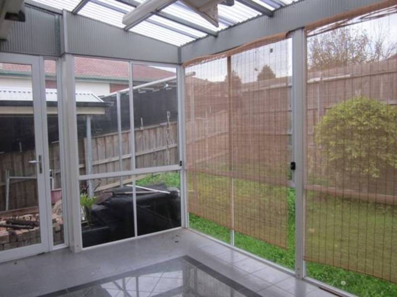 1/14 Shankland Boulevard, Meadow Heights VIC 3048