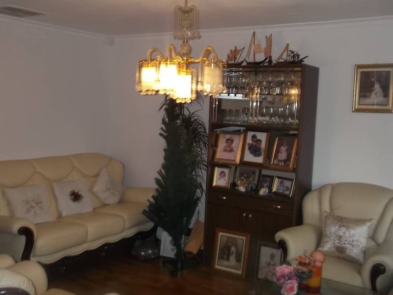 33 Bradman Drive, Meadow Heights VIC 3048