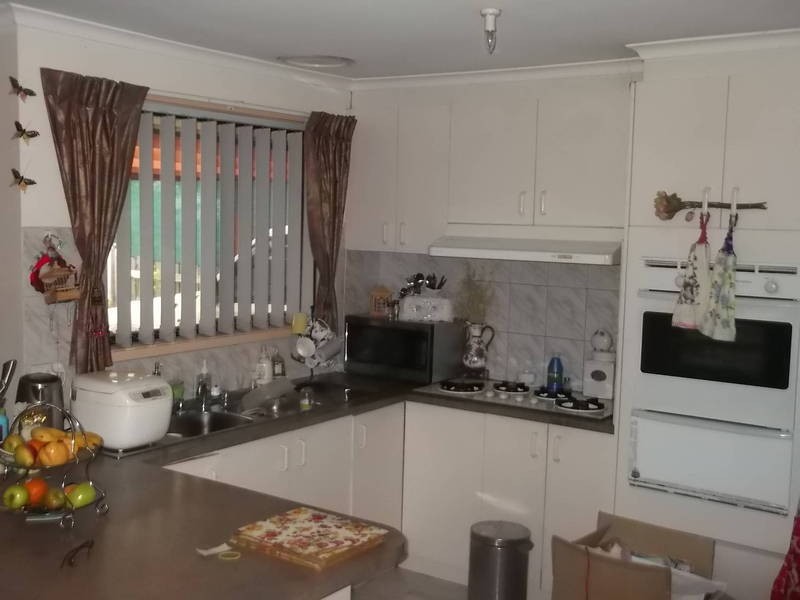 33 Bradman Drive, Meadow Heights VIC 3048