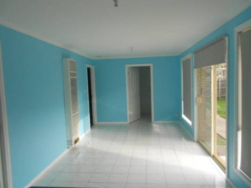 11 PHOENIX COURT, Roxburgh Park VIC 3064