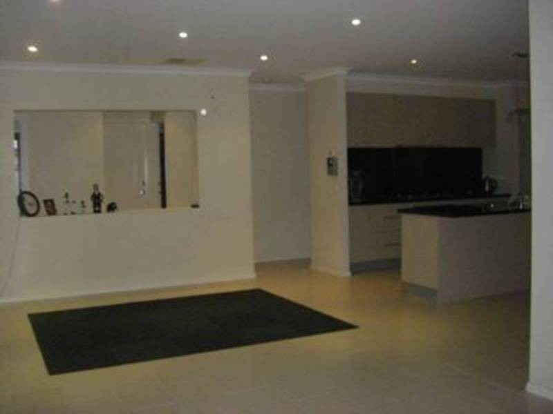 11 BEECHWORTH AVENUE, Greenvale VIC 3059