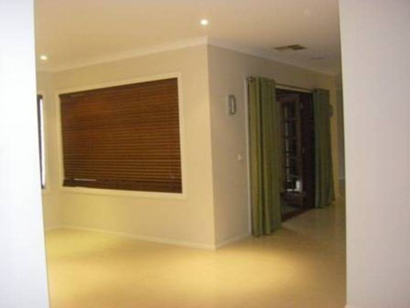 11 BEECHWORTH AVENUE, Greenvale VIC 3059