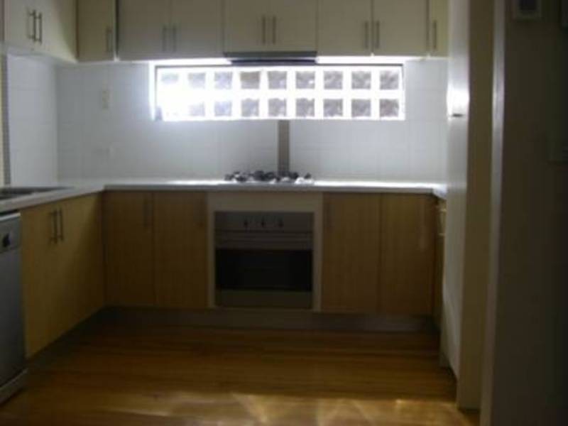 31 SHANKLAND BOULEVARD, Meadow Heights VIC 3048