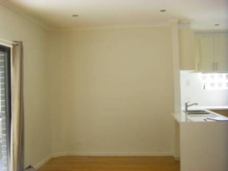 31 SHANKLAND BOULEVARD, Meadow Heights VIC 3048