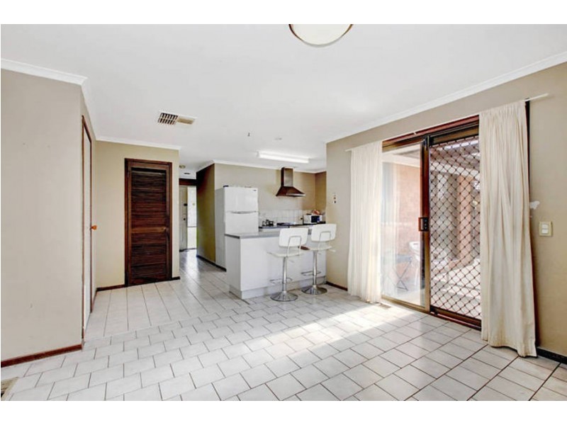 11 WEBB CLOSE, Meadow Heights VIC 3048