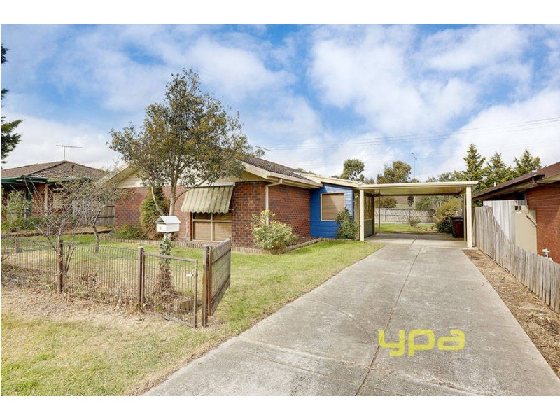 10 MITCHELL CRESCENT, Meadow Heights VIC 3048
