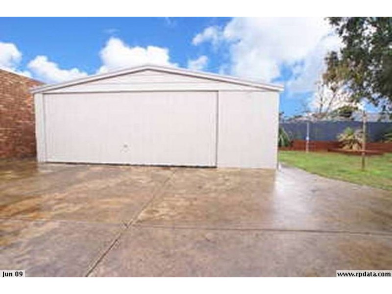 3 YEOVIL COURT, Craigieburn VIC 3064
