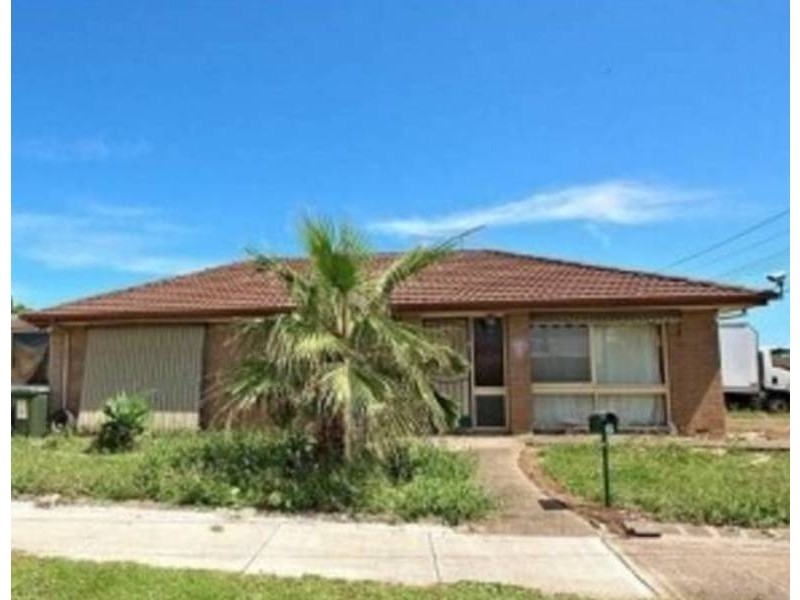 2 MUNRO COURT, Meadow Heights VIC 3048