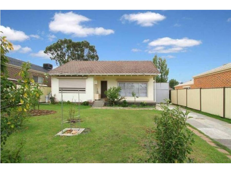 22 MORWELL CRESCENT, Dallas VIC 3047