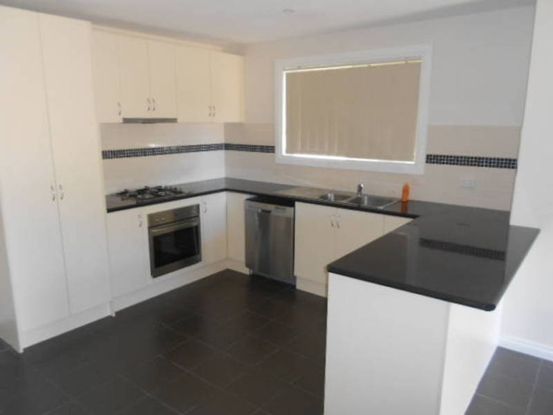 59b Shankland Blvd, Meadow Heights VIC 3048