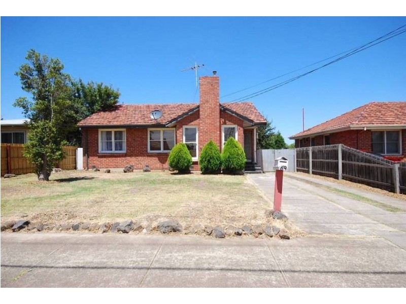 69 BINDI STREET, Glenroy VIC 3046