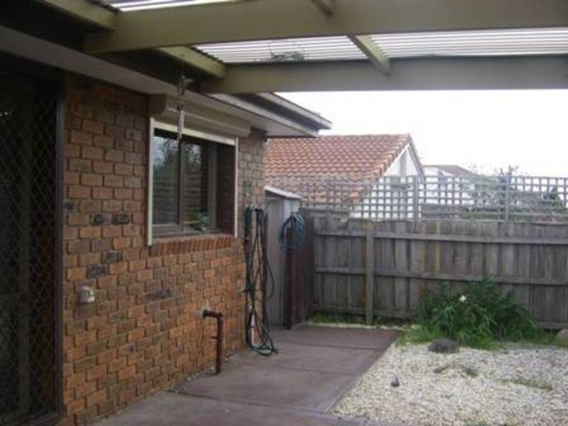 1/10 MITTA MITTA WAY, Meadow Heights VIC 3048