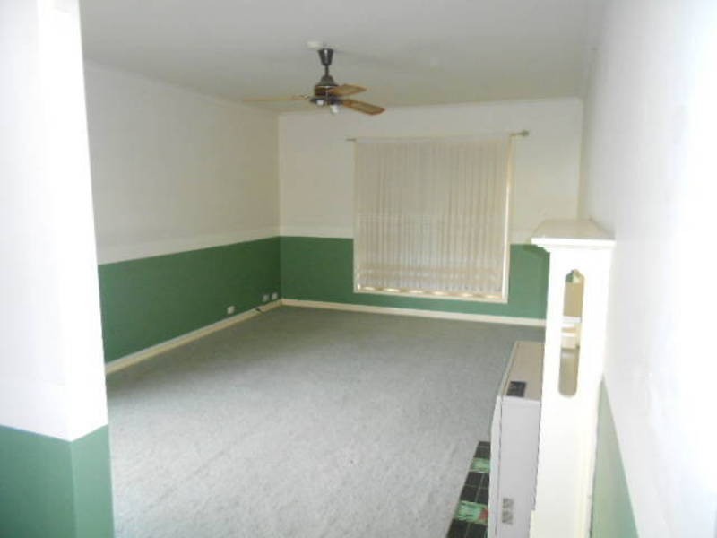 1 ALLENDALE COURT, Meadow Heights VIC 3048