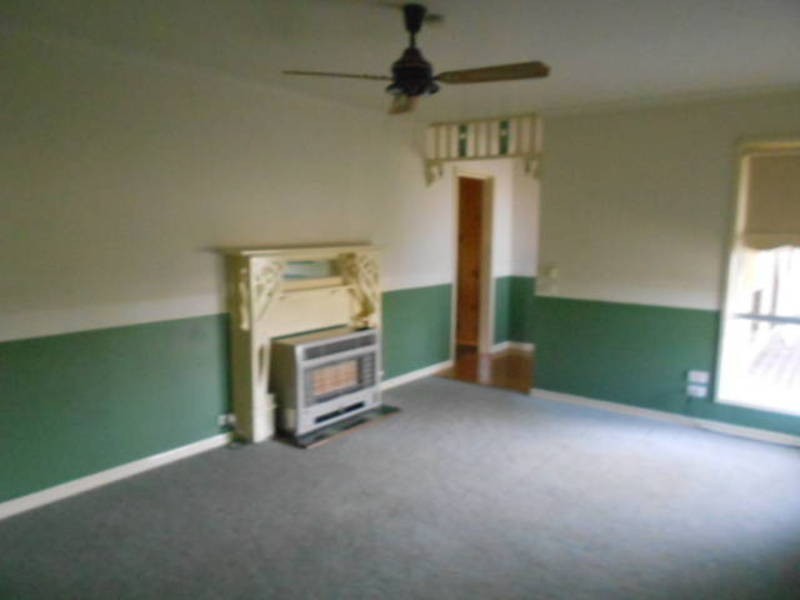 1 ALLENDALE COURT, Meadow Heights VIC 3048