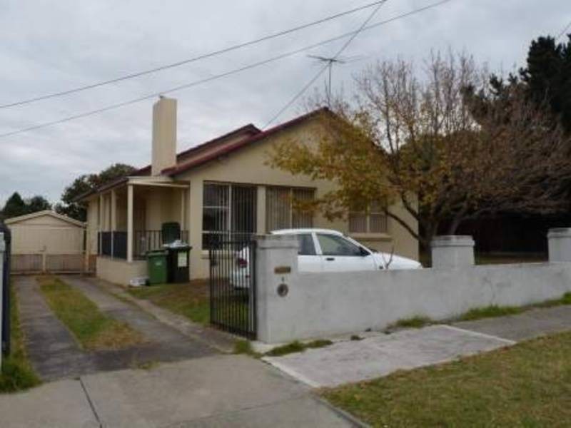 5 FOSTER STREET, Dallas VIC 3047
