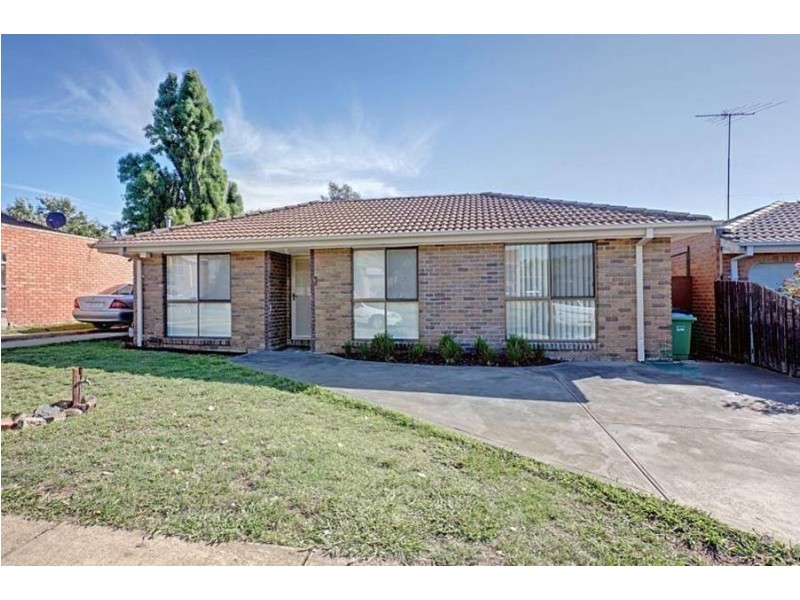 4 TARCOOLA AVENUE, Meadow Heights VIC 3048