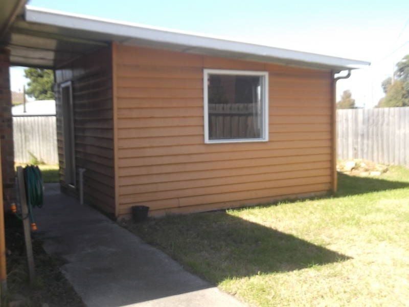 27  Craigieburn Road, Craigieburn VIC 3064