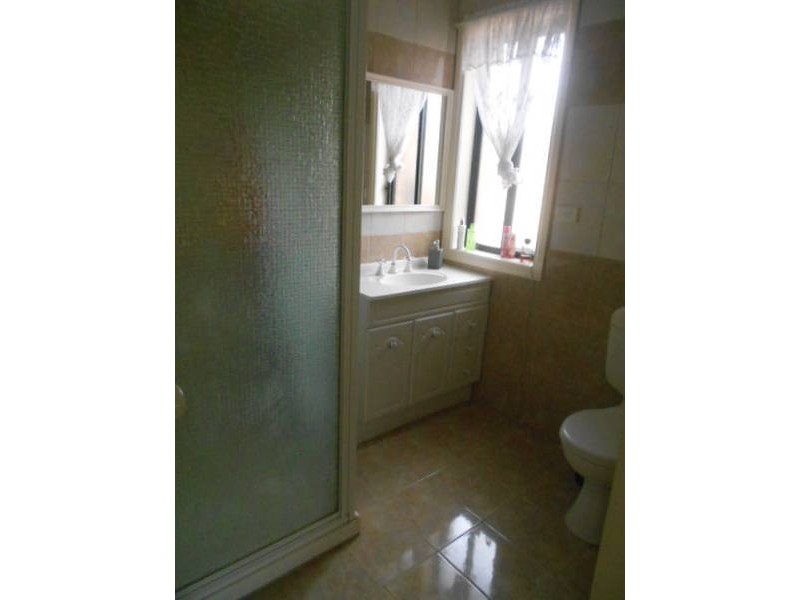 48 CASSINIA CRESCENT, Meadow Heights VIC 3048