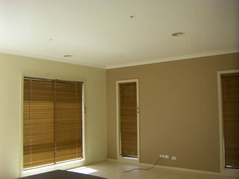 90 HAYFIELD ROAD, Roxburgh Park VIC 3064