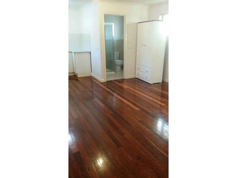 18A BROOKVALE COURT, Roxburgh Park VIC 3064