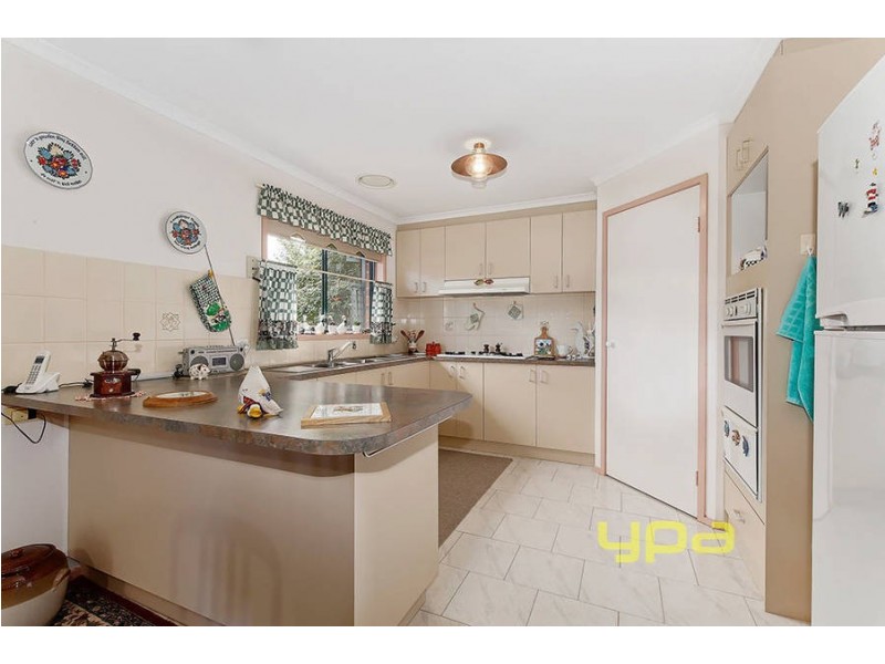 38 BRADMAN DRIVE, Meadow Heights VIC 3048