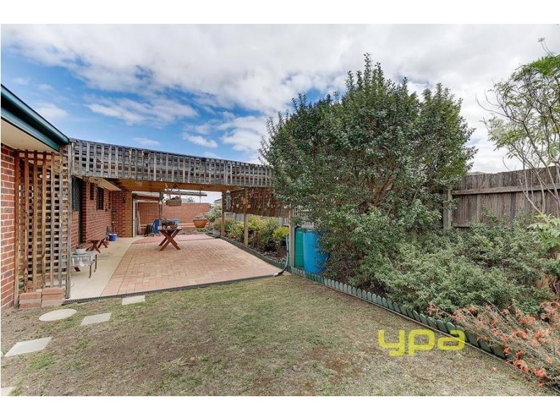 38 BRADMAN DRIVE, Meadow Heights VIC 3048