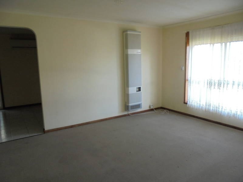 1/5 PALTARA COURT, Meadow Heights VIC 3048