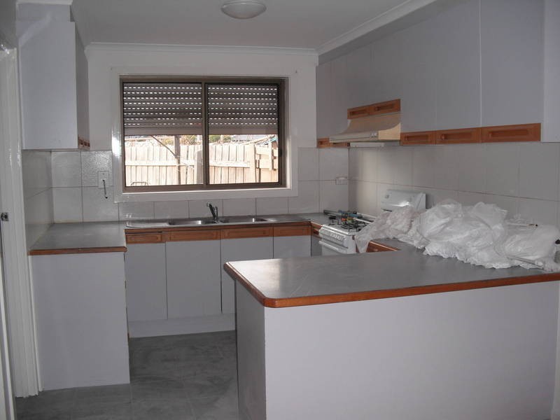 147 Malmsbury Drive, Meadow Heights VIC 3048