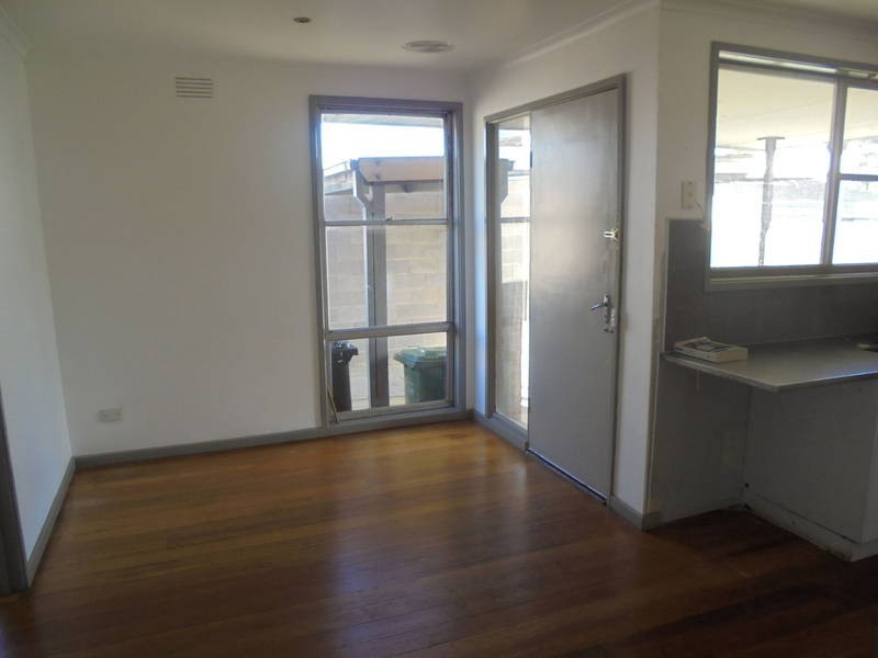 42 VENTNOR CRESCENT, Coolaroo VIC 3048