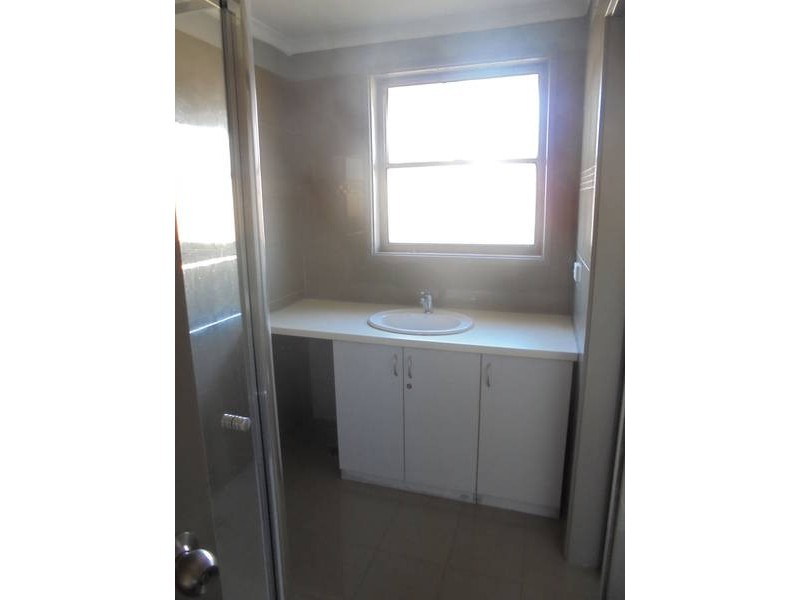 42 VENTNOR CRESCENT, Coolaroo VIC 3048