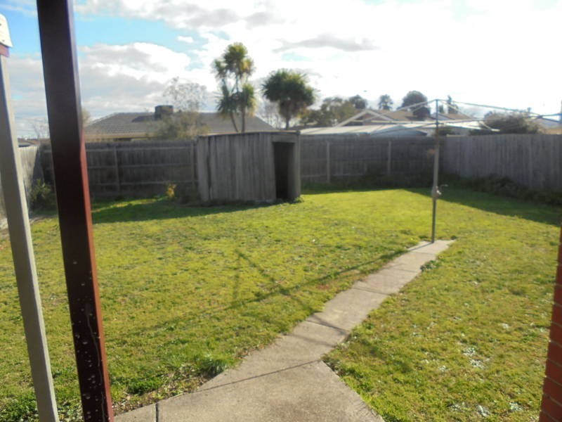 42 VENTNOR CRESCENT, Coolaroo VIC 3048