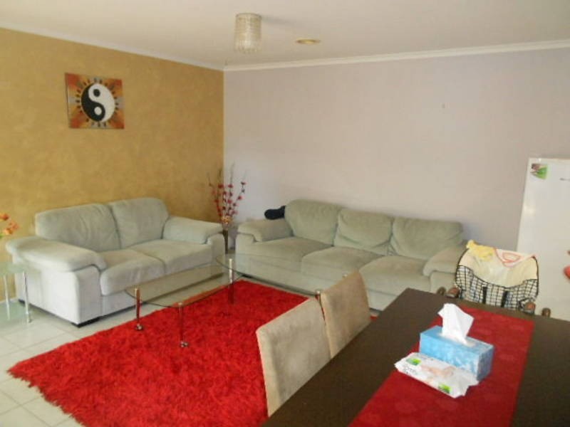 16 MOREY COURT, Roxburgh Park VIC 3064