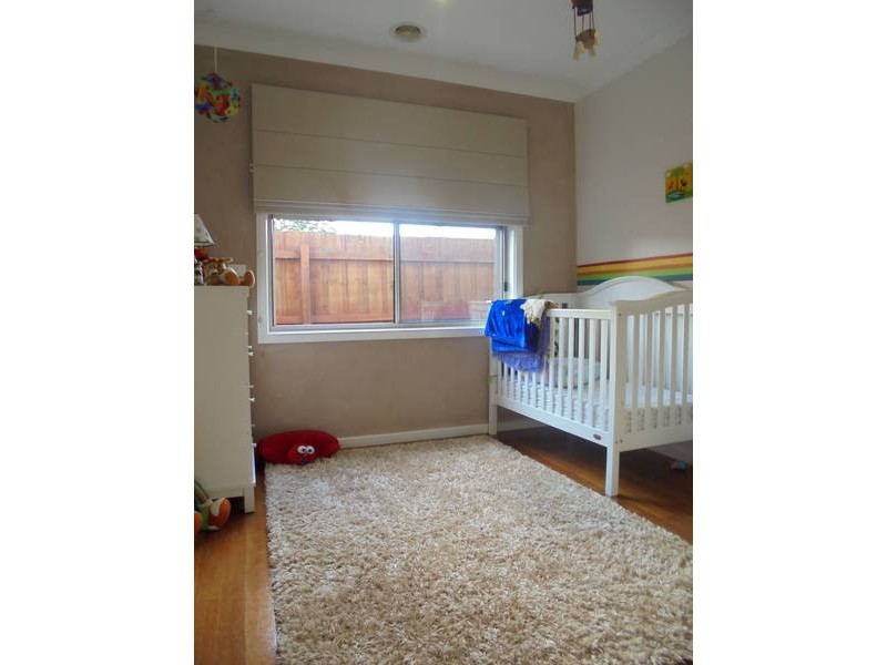 2/22 GOBUR COURT, Meadow Heights VIC 3048