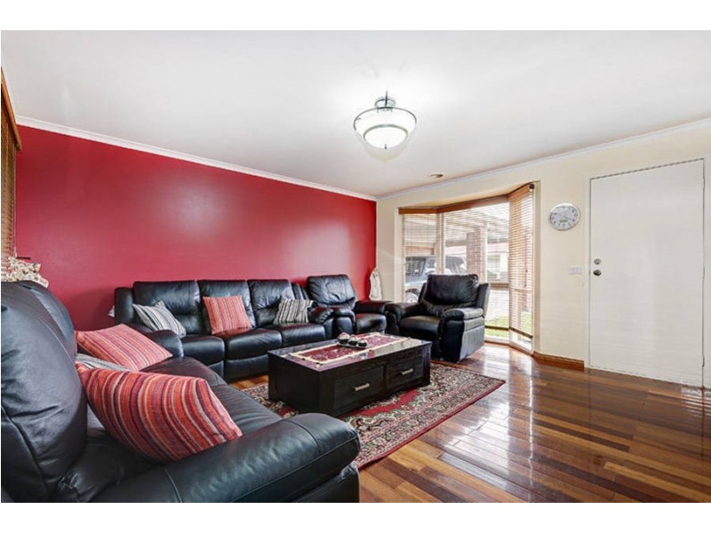 11 JUDGE PLACE, Roxburgh Park VIC 3064