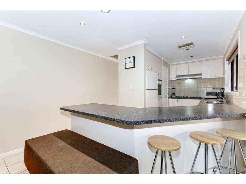 8 CHERRY COURT, Meadow Heights VIC 3048