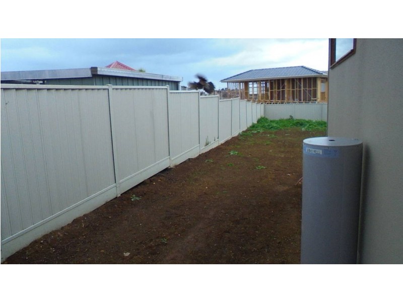 11A McNICOL CLOSE, Meadow Heights VIC 3048