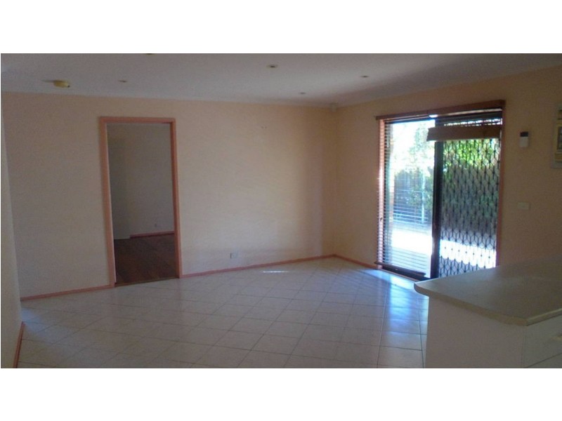 5 BENAUD CLOSE, Meadow Heights VIC 3048