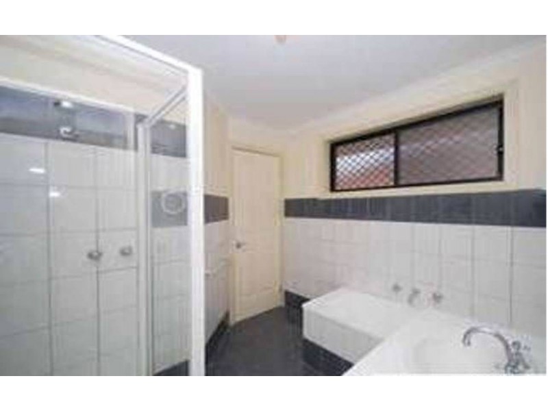 60 ASHLEIGH CRESCENT, Meadow Heights VIC 3048