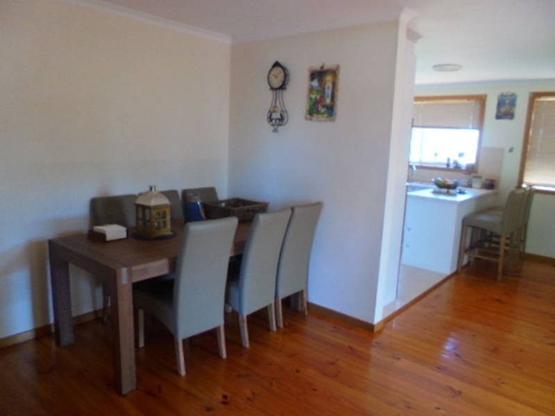 12 GIMLET CLOSE, Meadow Heights VIC 3048