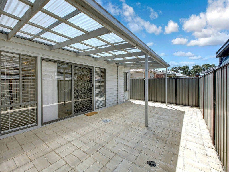 82 THORESBY CIRCUIT, Craigieburn VIC 3064
