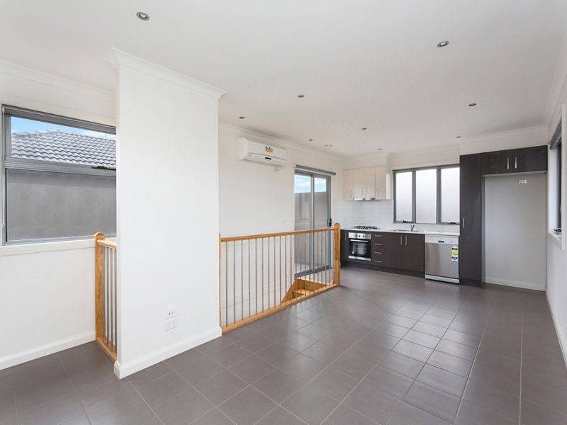 1/274  CAMP ROAD, Broadmeadows VIC 3047