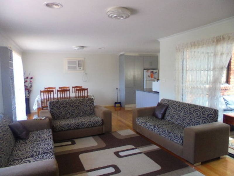 13 BELAR COURT, Meadow Heights VIC 3048