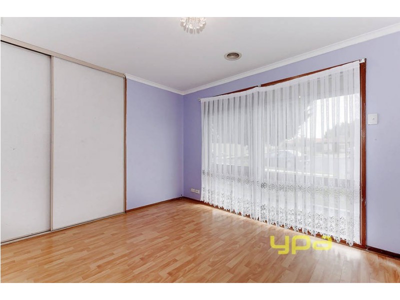 10 BERRINGA COURT, Meadow Heights VIC 3048